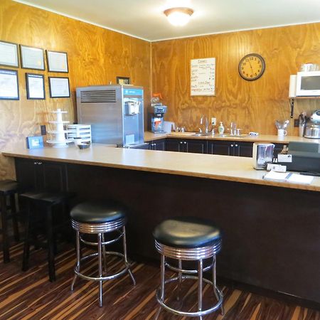 Orchard View Bed And Breakfast Moose Jaw Esterno foto