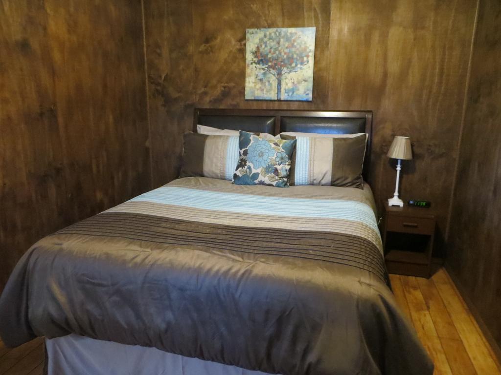 Orchard View Bed And Breakfast Moose Jaw Esterno foto