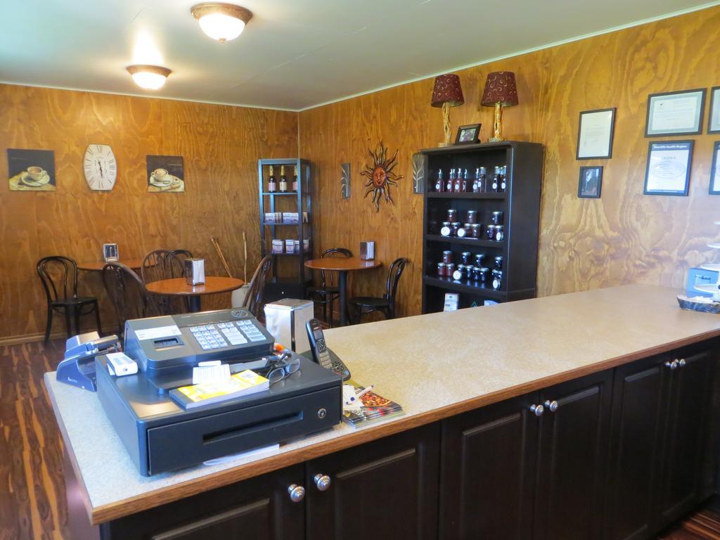 Orchard View Bed And Breakfast Moose Jaw Esterno foto
